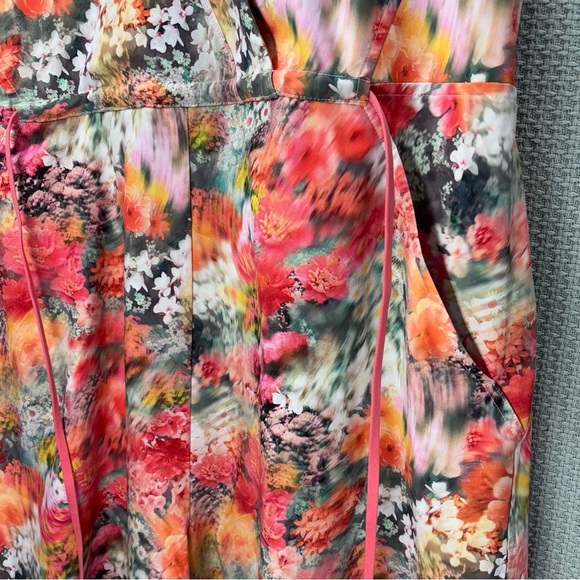 Athleta Med Marlow Romper Renewed Bloom Pink Floral Travel Athleisure Shorts EUC - Picture 4 of 9